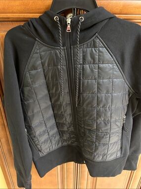 Old Navy Black Quilted Front Zip Hooded Sweatshirt